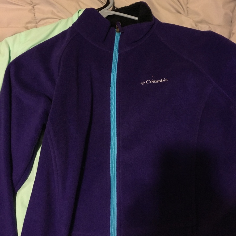 Columbia sweater